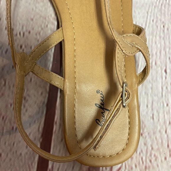 Womens Flat Spring Sandals - Picture 7 of 8